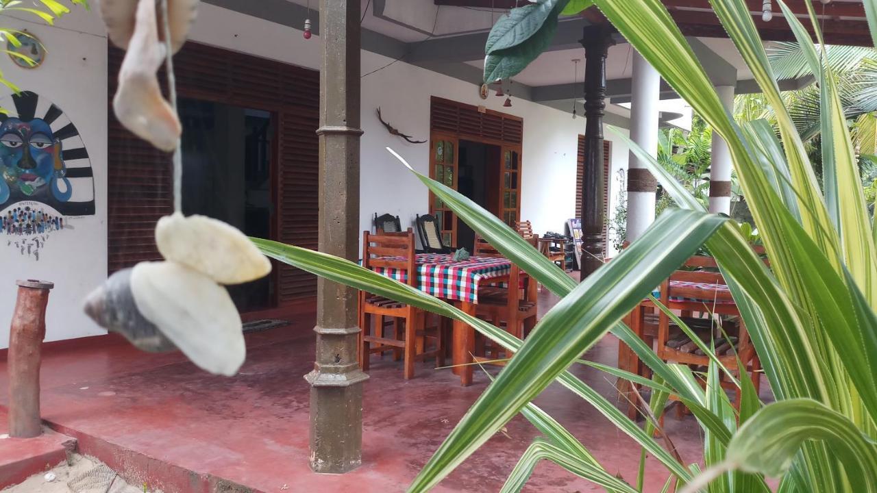 Julie Guest House Tangalle Exteriér fotografie