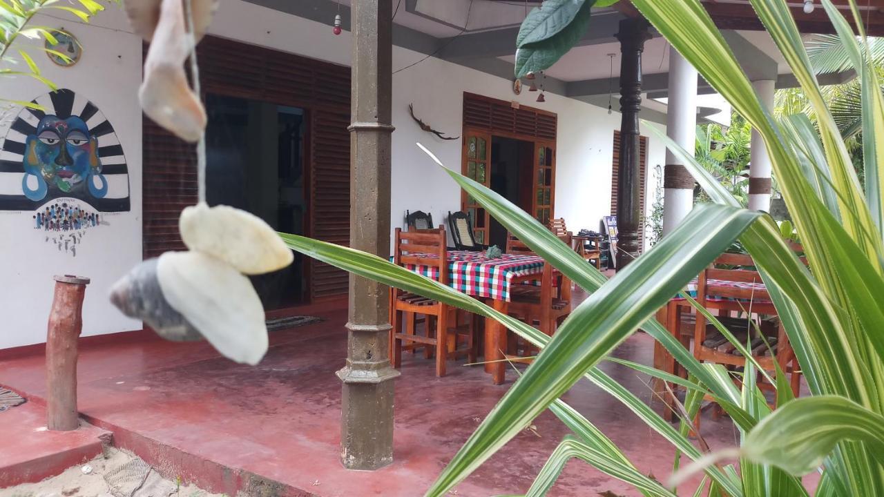 Julie Guest House Tangalle Exteriér fotografie