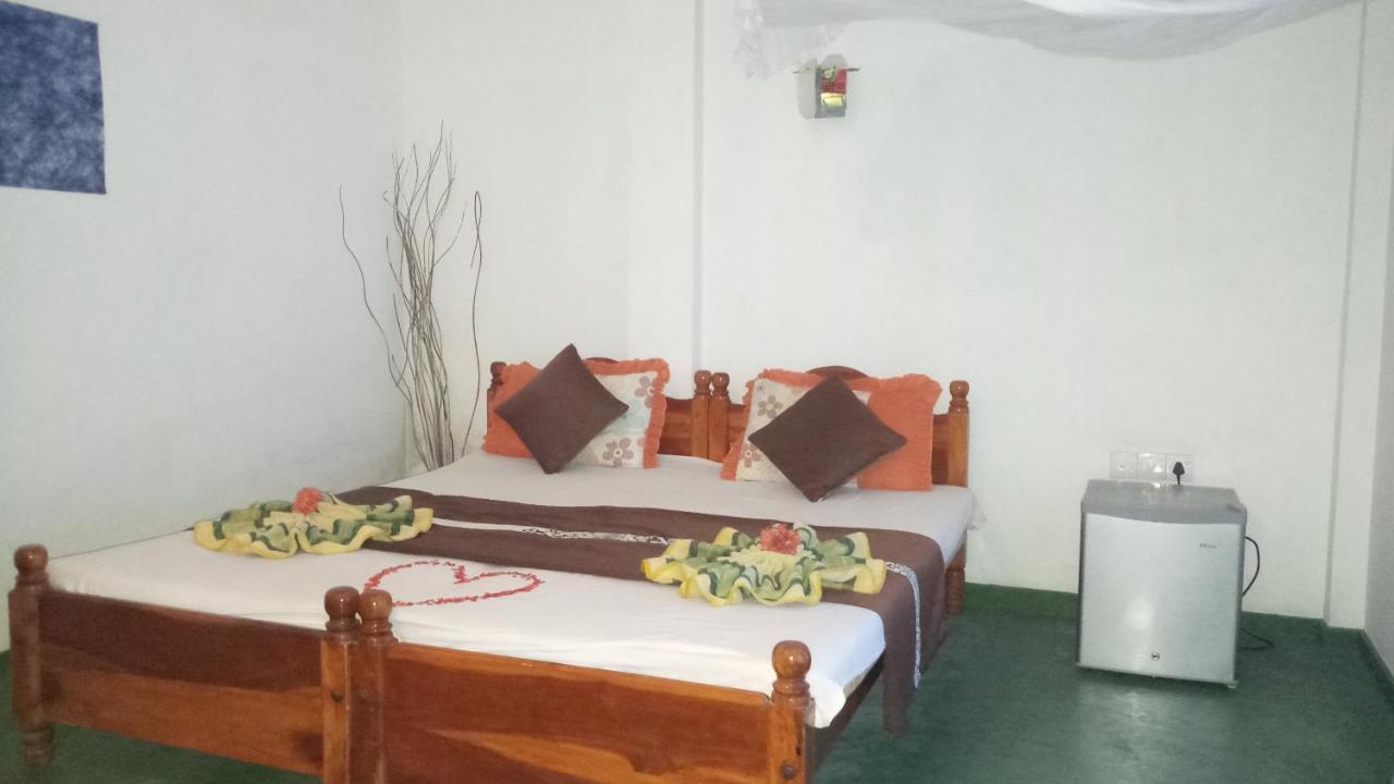 Julie Guest House Tangalle Exteriér fotografie