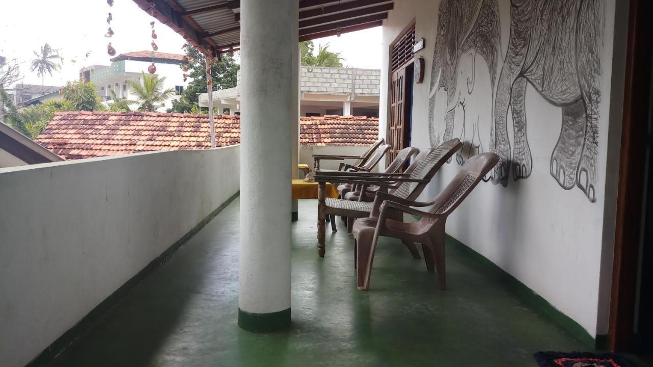 Julie Guest House Tangalle Exteriér fotografie