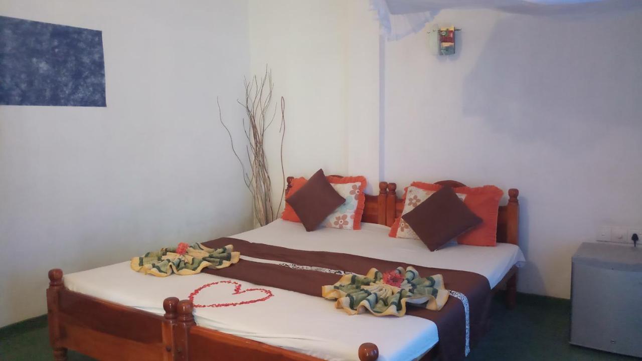 Julie Guest House Tangalle Exteriér fotografie